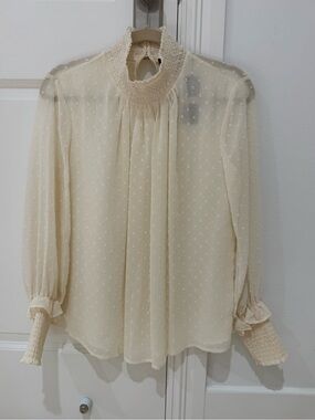 Romeo & Juliet Couture Chiffon Blouse Size Small NWT